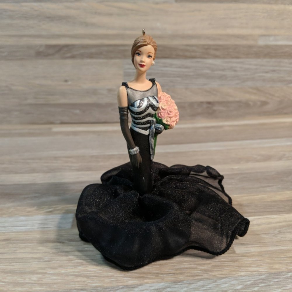 40th Anniversary Hallmark Barbie (1999)